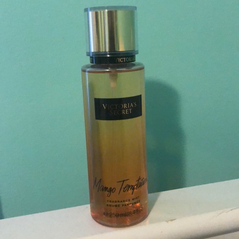 Victoria’s Secret fragrance mist